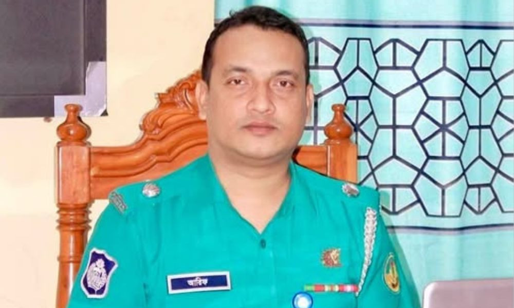 একাধিক নারীর সঙ্গে সম্পর্কের অভিযোগে অতিরিক্ত পুলিশ সুপার, নিরপেক্ষ তদন্ত ও বিচার দাবি স্ত্রীর