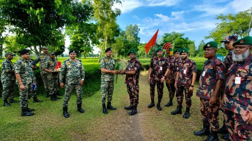 পঞ্চগড়ে বিজিবি-বিএসএফের অধিনায়ক পর্যায়ের বৈঠক, সীমান্তে পুশইন ও গুলি বন্ধে গুরুত্ব