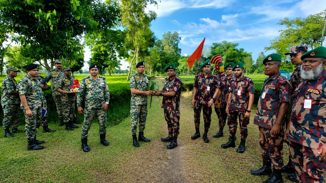 পঞ্চগড়ে বিজিবি-বিএসএফের অধিনায়ক পর্যায়ের বৈঠক, সীমান্তে পুশইন ও গুলি বন্ধে গুরুত্ব