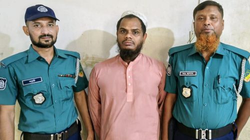 টঙ্গীতে দুই শিশুকে নিপীড়নের অভিযোগে মাদ্রাসাশিক্ষক গ্রেফতার