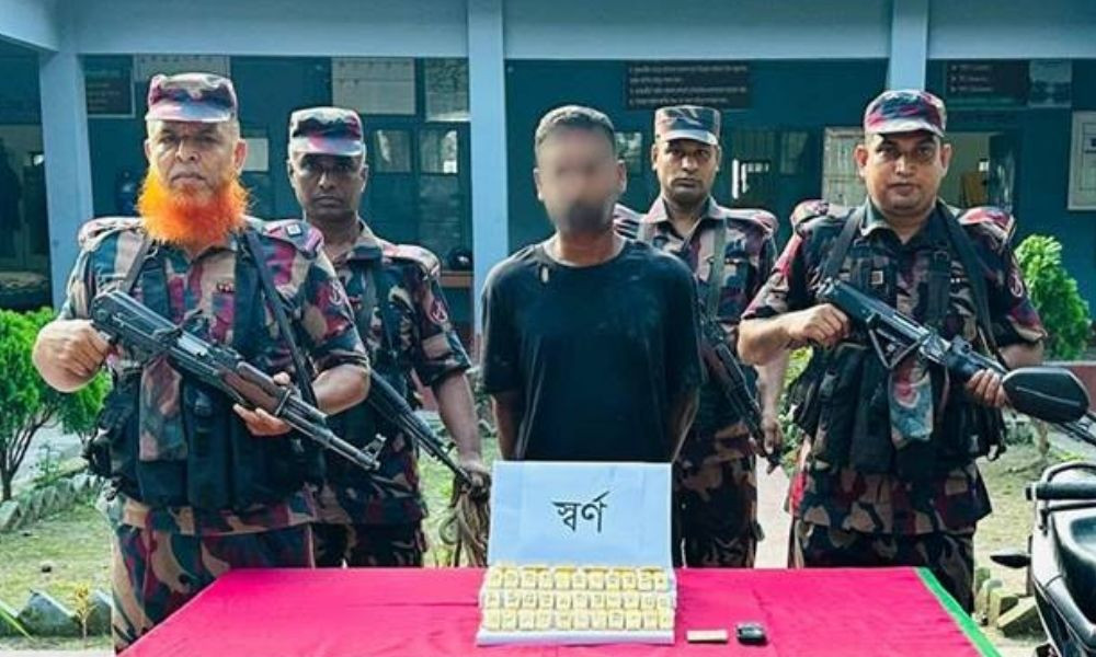 দর্শনা সীমান্তে প্রায় ৭ কেজি সোনা জব্দ, ১৩ কোটি টাকার চালানসহ আটক ১
