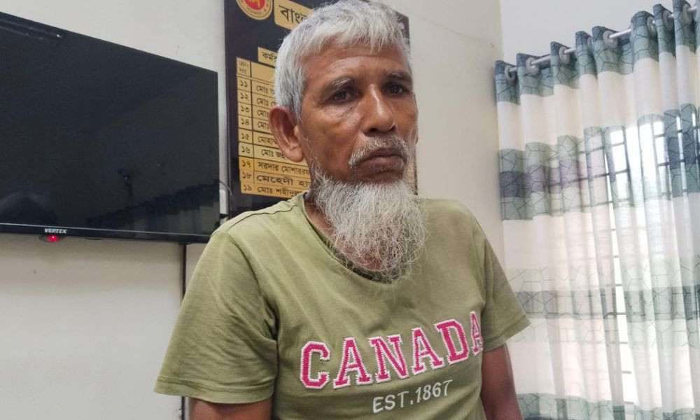 খুলনায় শিশু ধ-র্ষ-ণচেষ্টার অভিযোগে দোকানি গ্রেপ্তার