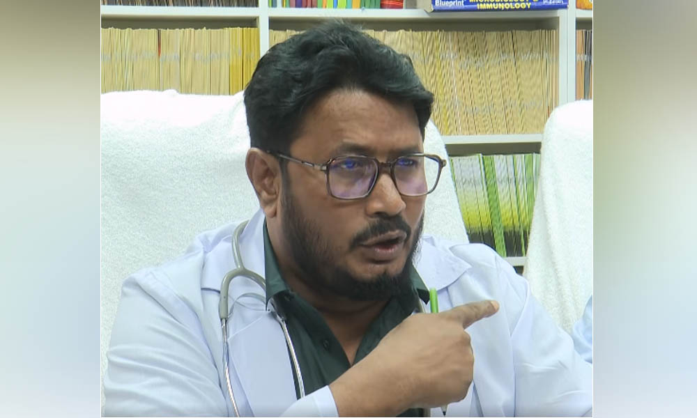 ক্যান্সার চিকিৎসার নামে প্রতারণার অভিযোগে চিকিৎসক সরওয়ারকে শোকজ